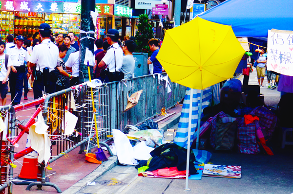 Hong-Kong-Sunday-19-10-14-Occupy-Causeway-Bay-